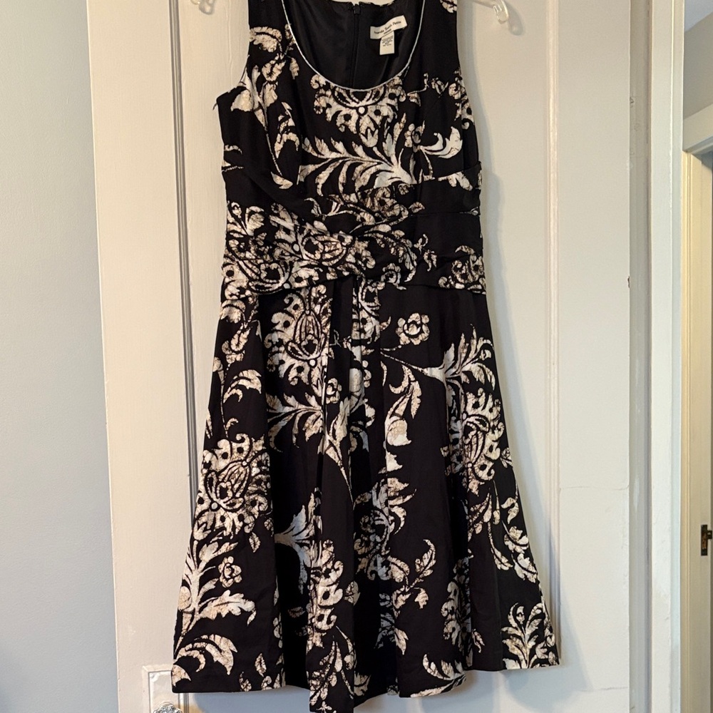 Amanda Smith Black and White Patterned Mini Dress